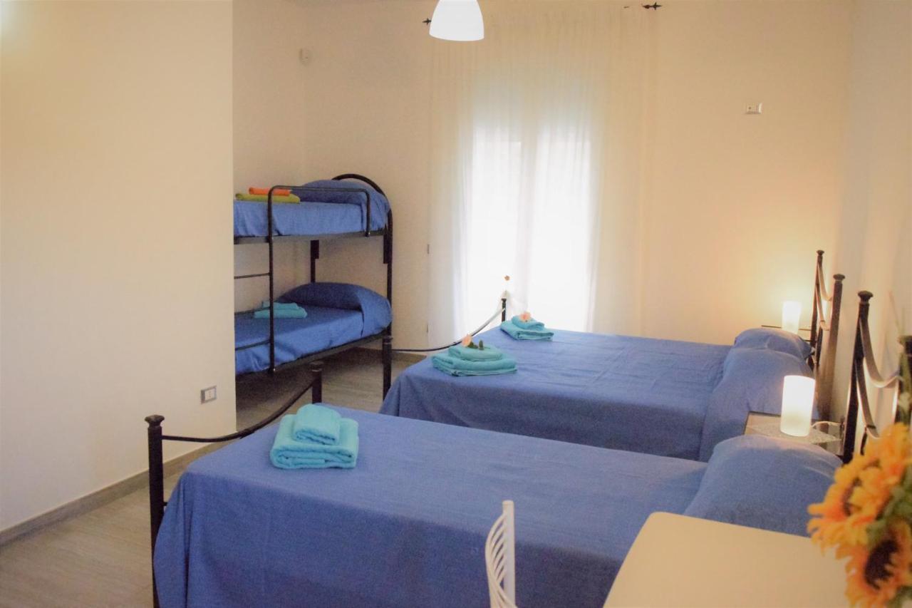 Dolcesosta B&B Marina Di Pulsano Екстер'єр фото