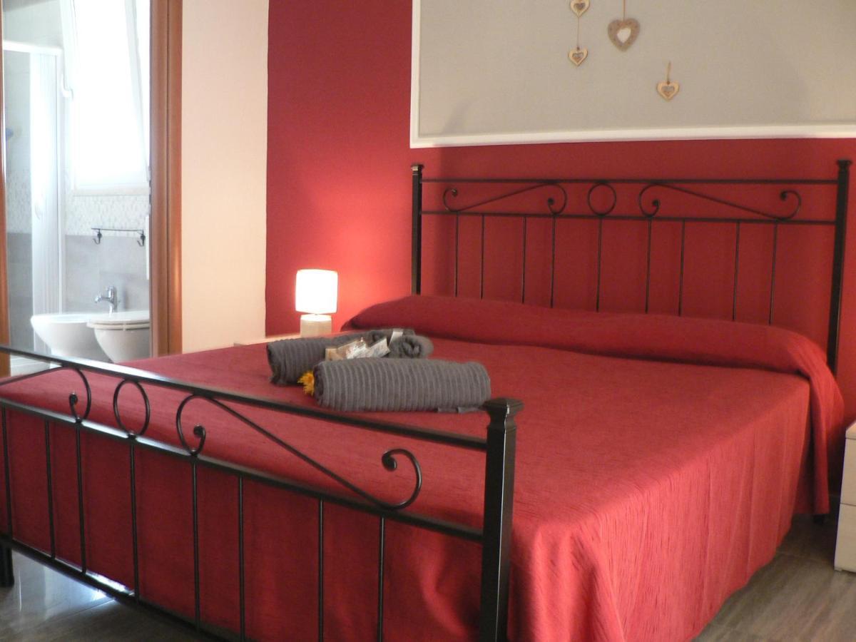 Dolcesosta B&B Marina Di Pulsano Екстер'єр фото