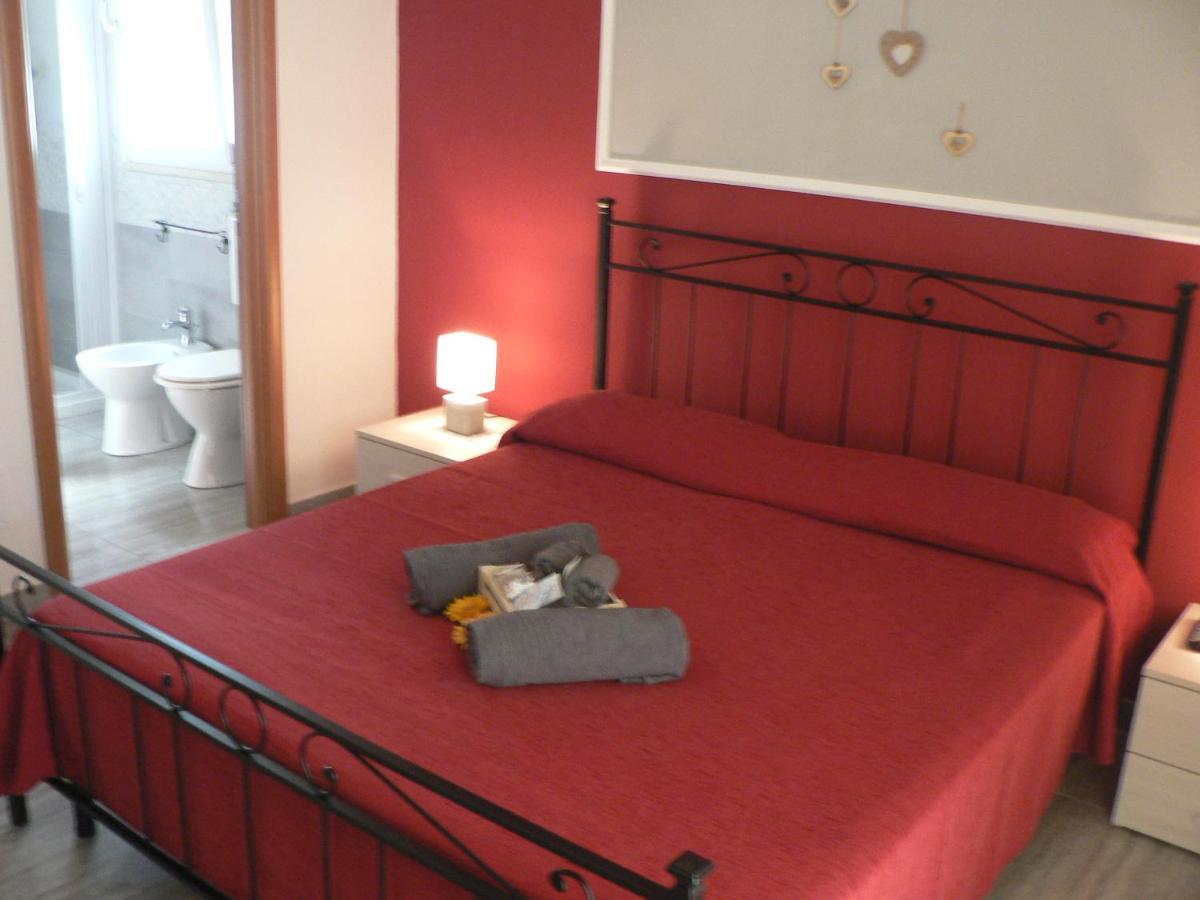 Dolcesosta B&B Marina Di Pulsano Екстер'єр фото