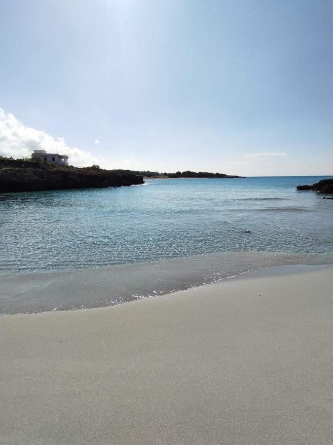 Dolcesosta B&B Marina Di Pulsano Екстер'єр фото