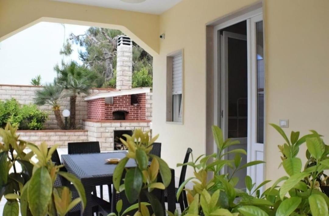 Dolcesosta B&B Marina Di Pulsano Екстер'єр фото