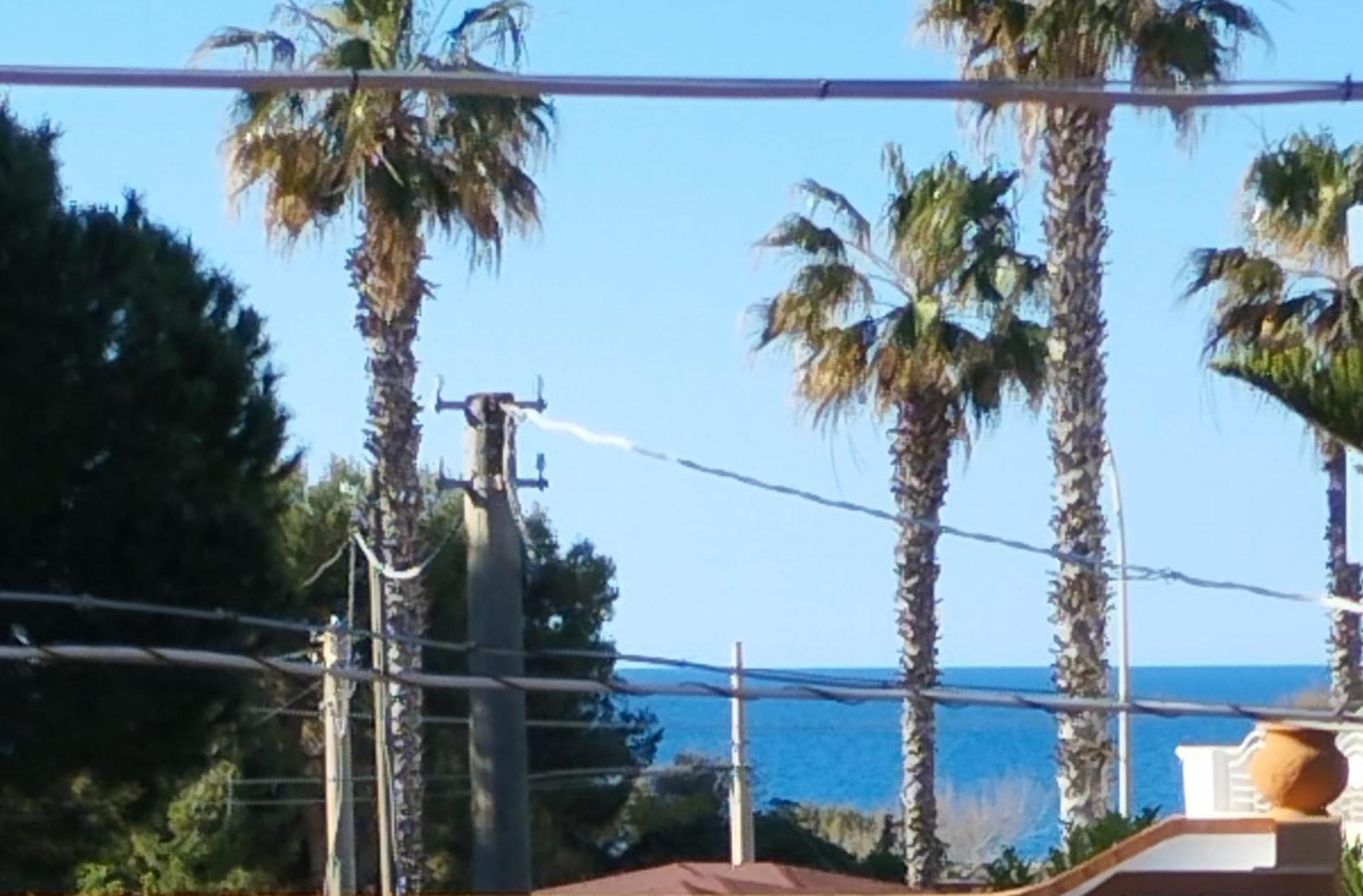Dolcesosta B&B Marina Di Pulsano Екстер'єр фото